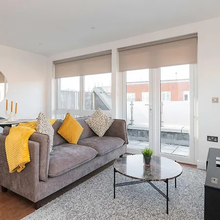 Dean Swift Square By At Апартаменты